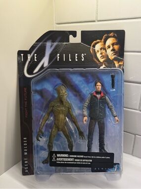 X-Files Mulder & Alien Figure Set – Series 1 McFarlane